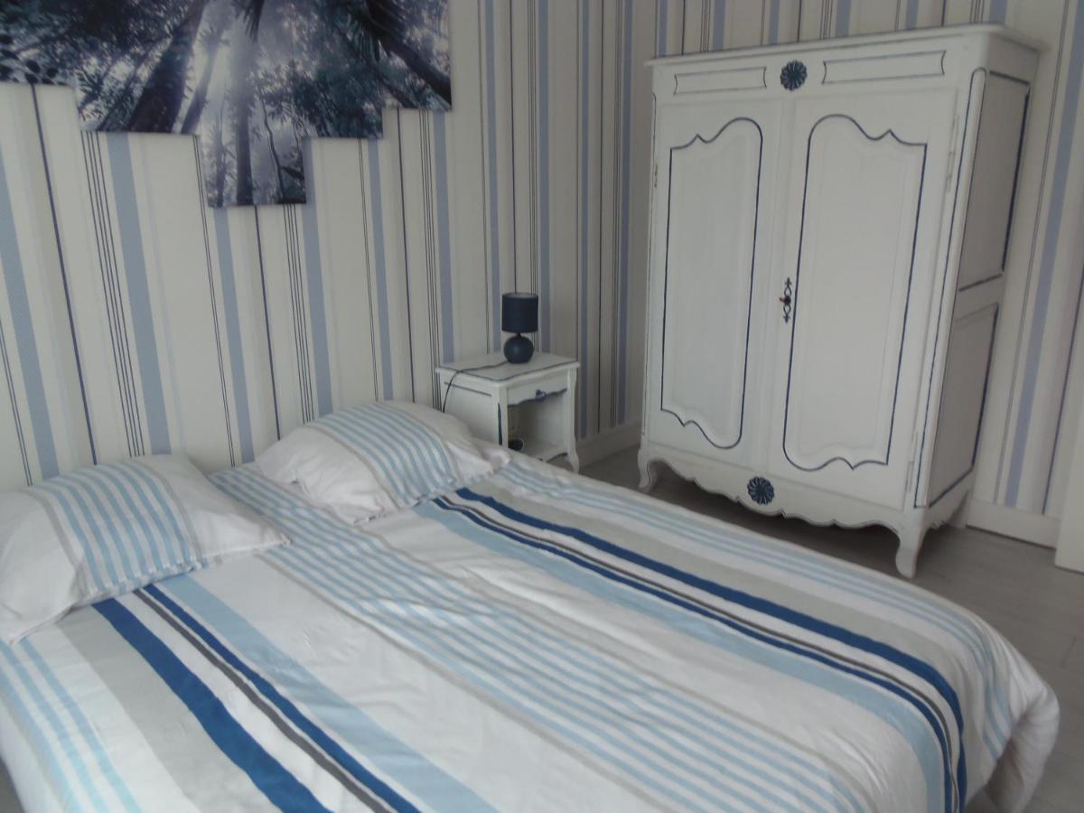 maison de vacances Grandcamp-Maisy Extérieur photo